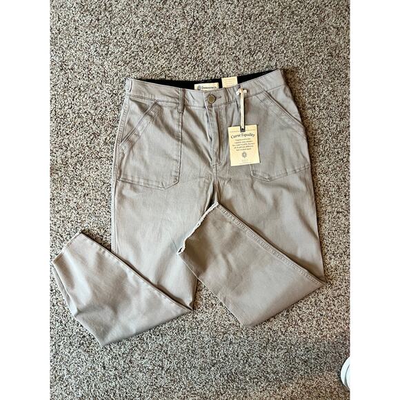 NWT Democracy Ab Technology Fray Hem Capri Pants, Beige, Size 12, Stretch Waist - Picture 1 of 9